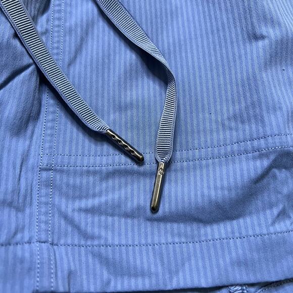 Lululemon Women’s Blue Drawstring Athletic Shorts Size 4 Lightweight gym workout - Picture 13 of 13